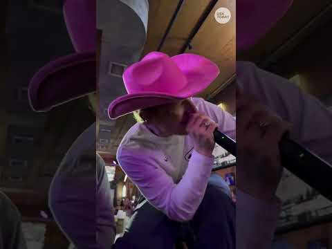 Watch Ed Sheeran performs atop bar in Nashville Shorts