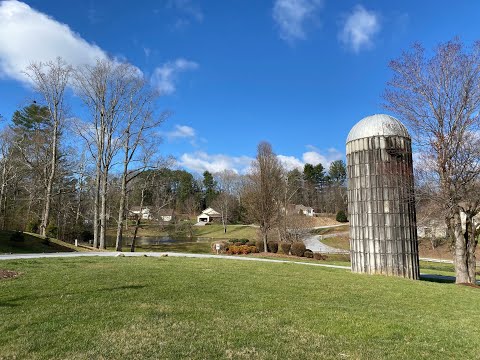 Mills River - Beautiful Townhome with Mountain Views! property video