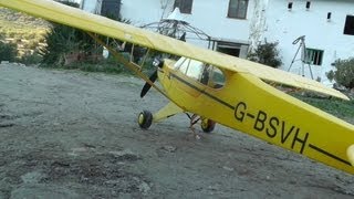 preview picture of video 'Radio Control Aircraft R/C Model Piper Cub Flight & Subsequent Crash - Spain Dec 2012'