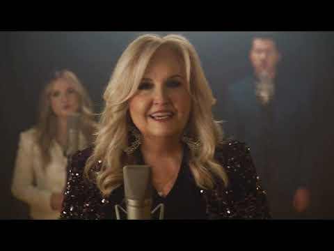 Daywind Records and Karen Peck & New River