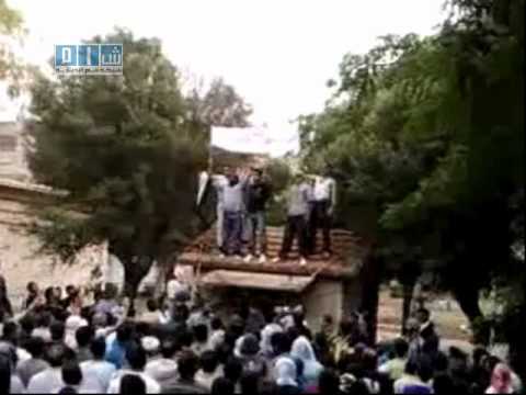 مظاهرةبقيادة عبد الباسط الساروت في حي الخالدية في مدينة حمص بمحافظة حمص في"جمعة الحرية"(آزادي)