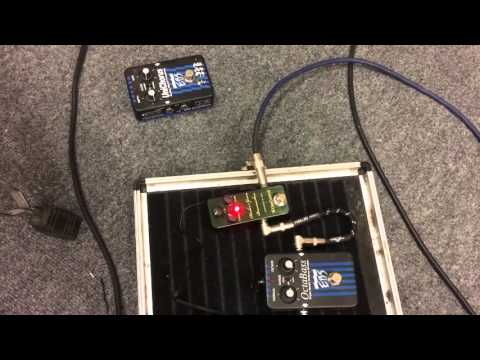 One Control Hooker's Green Bass Machine Micro demo