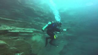 preview picture of video 'Diving in the Blue Hole, Santa Rosa, NM'
