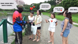 Download lagu Rejeki nomplok..! Mancing dapat ikan besar sampai di minta cewek vietnam mp3