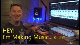 Video thumbnail for Arturia Microlab Unboxing & Test Drive From A Clueless DJ by briansredd