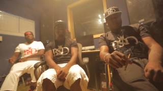 Nino Man Freestyle Over " Victory " In D-Block Studio With Jadakiss (Vlog #8)