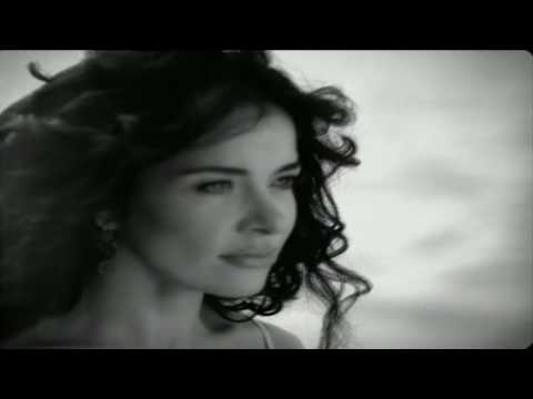 Videoclip de Estrella De La Mañana (Album Version) — Gloria Trevi