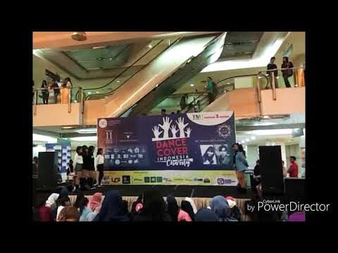 [110218] Crystal White(크리스탈 화이트) - Meow + Hobgoblin Dance Cover CLC at Mangga Dua Square