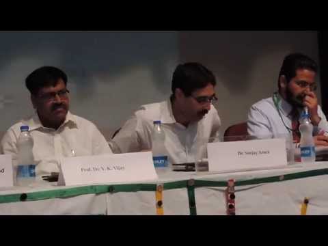 ELT@I, Jaipur, Inaugural, Bouquets to guests, 21 Aug 2014