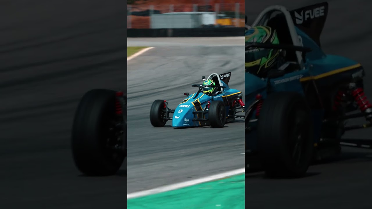 É Race Week! 🏁🏁🏁