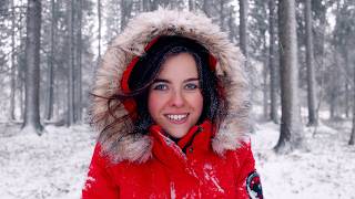 SNOW STORM in the Squirrel Forest! Vlogmas Day 2