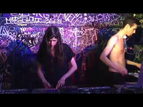 Essaie Pas - Les Agents des Stups  (Live @BarHic)