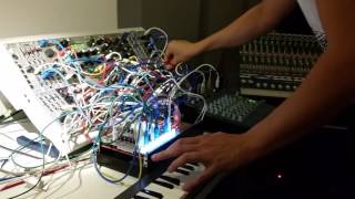 An On Bast - in the studio - modular live