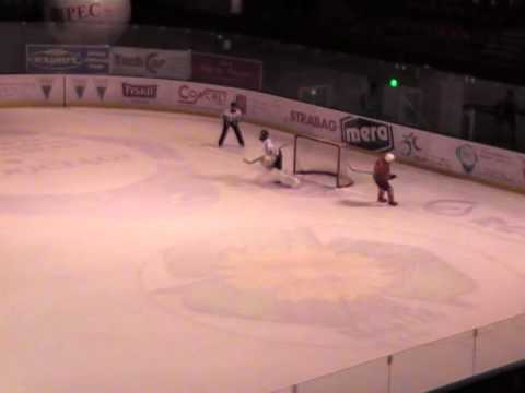 2 obroniony karny Jakuba Zawalskiego w meczu Młodzików z Sosnowcem, 22 11 2014