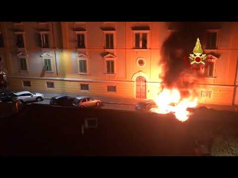 FIRENZE - Incendio in via Giacomo Zanella