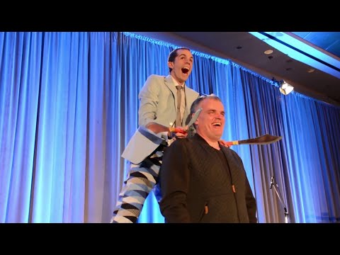 Magician & Illusionist Sam Pearce video.