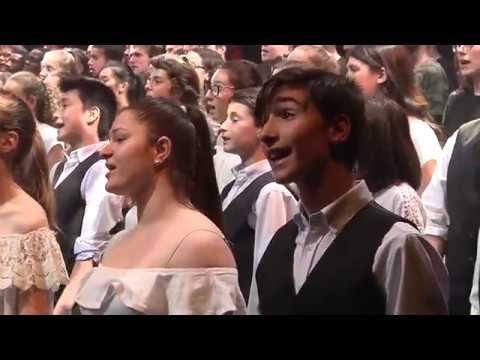 Un peu plus haut, un peu plus loin - Les Petits Chanteurs de Laval