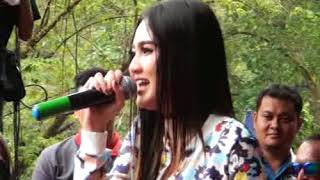 KIMCIL KEPOLEN - NELLA KHARISMA - SEMONGKO MUSIC LIVE at selokambang