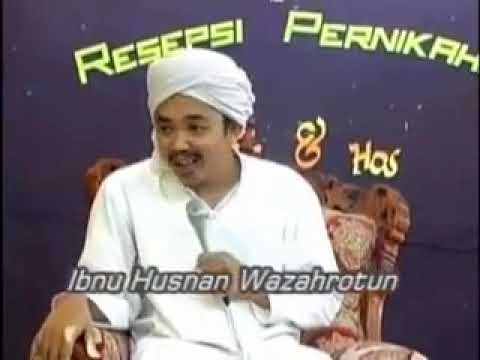 KHR. KHOLIL AS'AD (hormat karena hartanya)