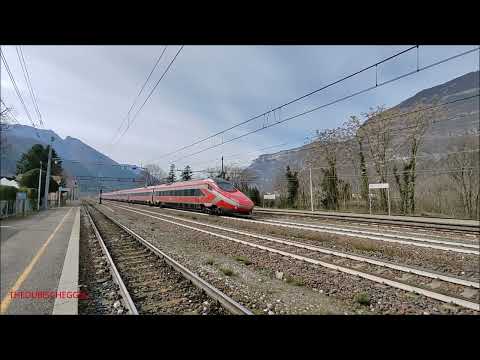 ETR.600 IN LIVREA FRECCIARGENTO IN TRANSITO A PERI (VR) LINEA DEL BRENNERO. VEN. 3 - 3 - 2023.