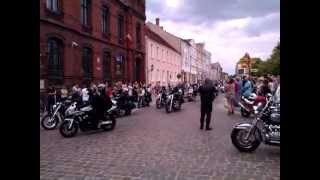 preview picture of video 'V Parada Motocyklowa Chełmno 2013 cz 1'