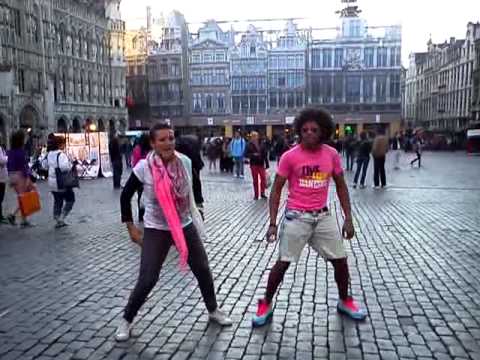 Brazilian dance at Grand Place, Brussels