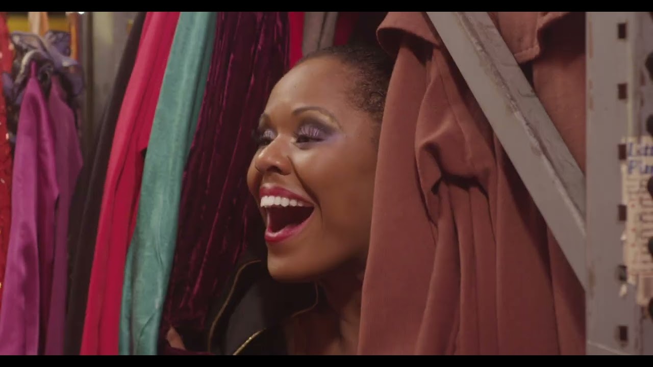 Miniature de la vidéo Waiting In The Wings   Official Trailer du film Waiting in the Wings: The Musical