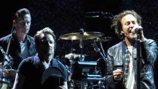U2 Featuring Eddie Vedder - Mothers Of The Disappeared