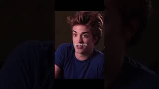 Download lagu So cute ❤️ #twilight #bella #edward #behindthescene #kristenstewart #robertpattinson #movie #love mp3