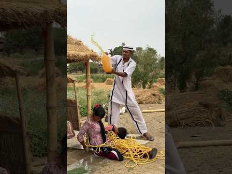 Kaidi jalane wala tha jhopdi ko #shorts #vijaykumarviner #suspense #thriller #emotional