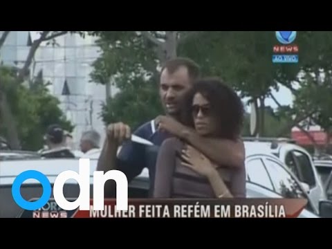 Dramatic rescue: Man holds woman hostage at knifepoint in Brazil