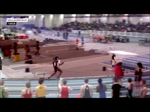 D4 Girls 4x200m Section 4