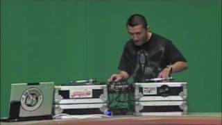 DJ Quantum Scratching