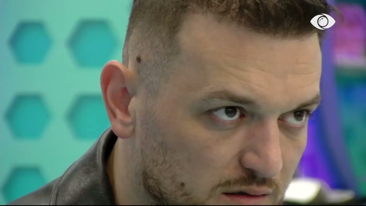 “Secili ka munduar të të nxjerrë nga vetja”/ Brikena flet me Shëndritin