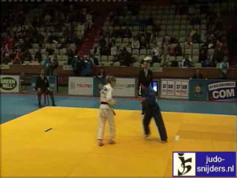 Judo 2010 Sofia: Sizuka Asaumi (JPN) - Mariia Buiok (UKR) [-52kg] bronze.