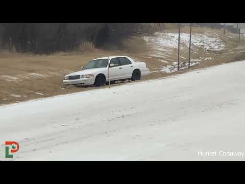 Heavy Sleet Winter Scenes from Oklahoma City, Oklahoma - February 23, 2022