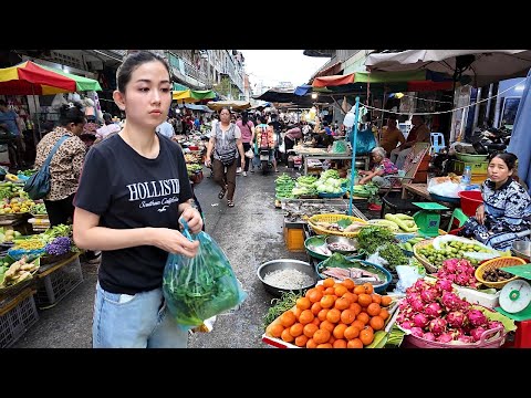 Awesome CAMBODIAN Street Food 2026 - Evening Walking Tour in Orussey Food Market, Phnom Penh