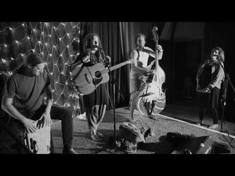 GOJI - GOJI - Předsudky