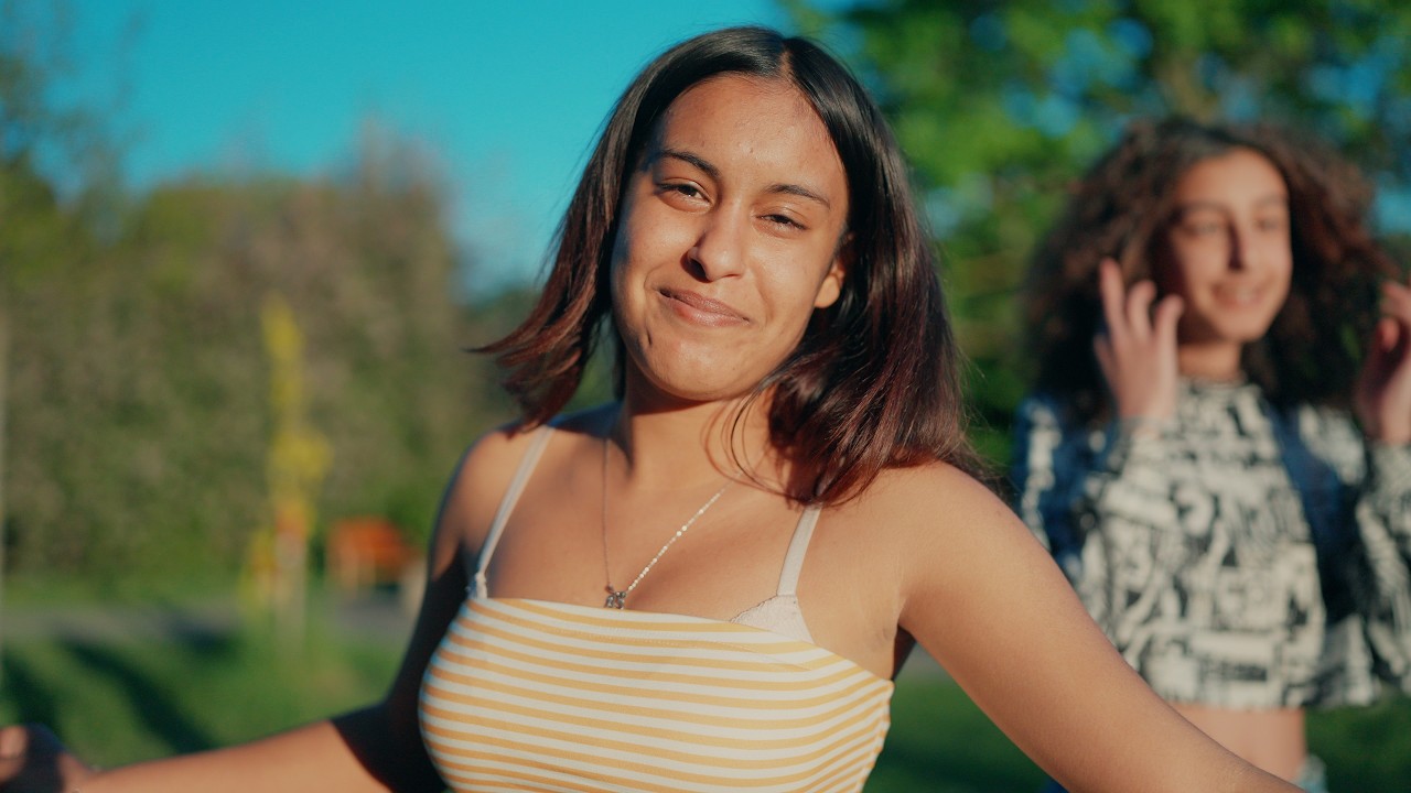 Mana a Saska - Tanecne cover video od Sani band
