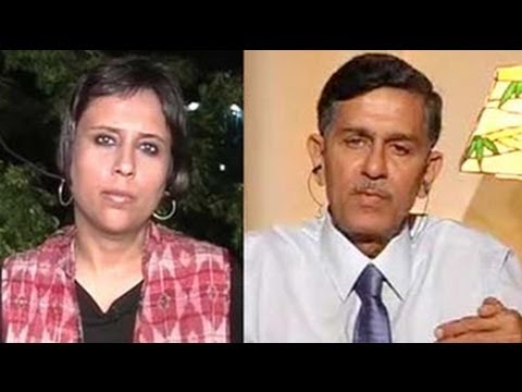 Respecting heroes only in crisis?