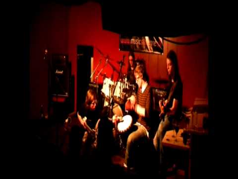 Meat - Drums, Guitar & Djembe improvisation