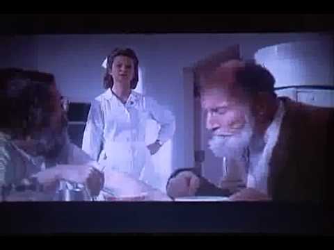 scena censurata del film Qualcuno volò sul nido del cuculo presa da blu ray disc