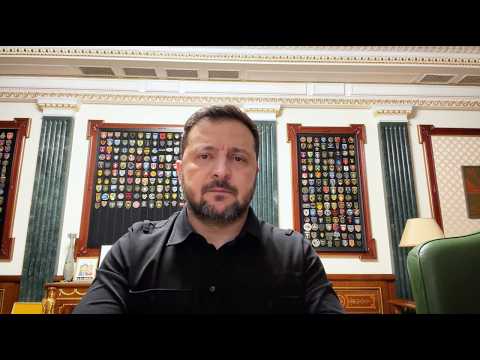 Українська команда – саме політична частина переговорної групи – вже в дорозі, і на цю суботу очікуємо зустрічі – звернення Президента