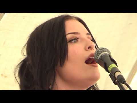 EMILY WORTON - Coalfields Festival.Barnsley.14/07/18.