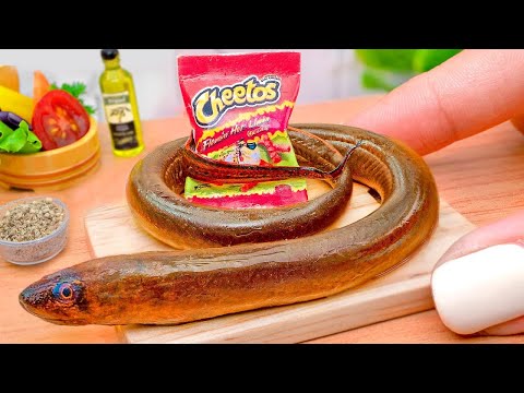 Miniature 🐍 Eel Fishing From PVC and Cooking Delicious Eel Flamin' Hot Cheetos Fried in Mini Kitche