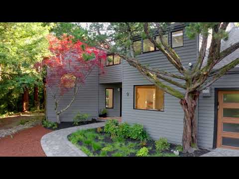 Just Listed: 9 Via Corte, Orinda!