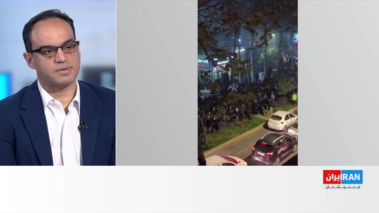 تصاویر تازه از شامگاه ۱۸ دی‌ماه در رشت؛ ماموران شیشه ماشین‌های مردم را می‌ش