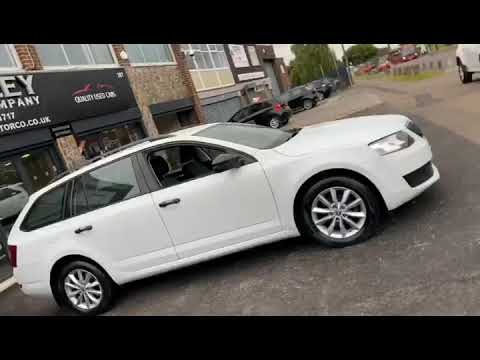 SKODA OCTAVIA 1.6L S TDI DSG