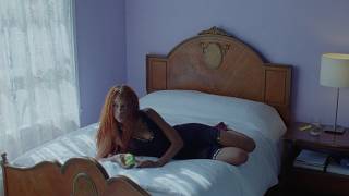 Ravyn Lenae - Barriers