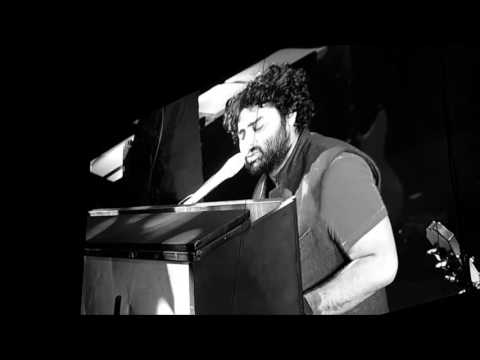 Arijit singh live HD | Panchi Nadiya Pawan Ke live | Refugee
